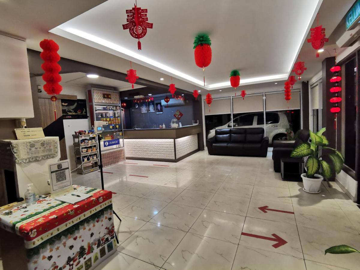 Palace Inn Miri Kültér fotó